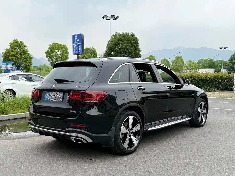 Mercedes Benz GLC