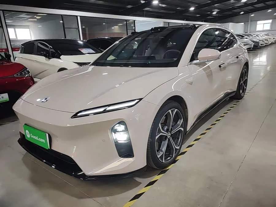 NIO ET5T