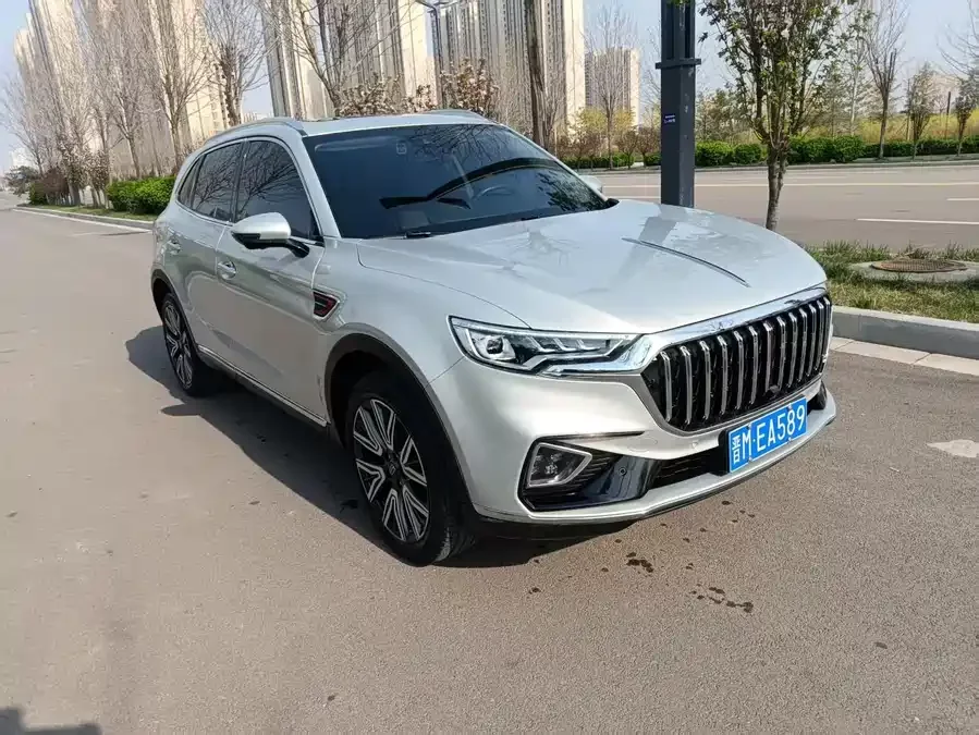 Hongqi HS5