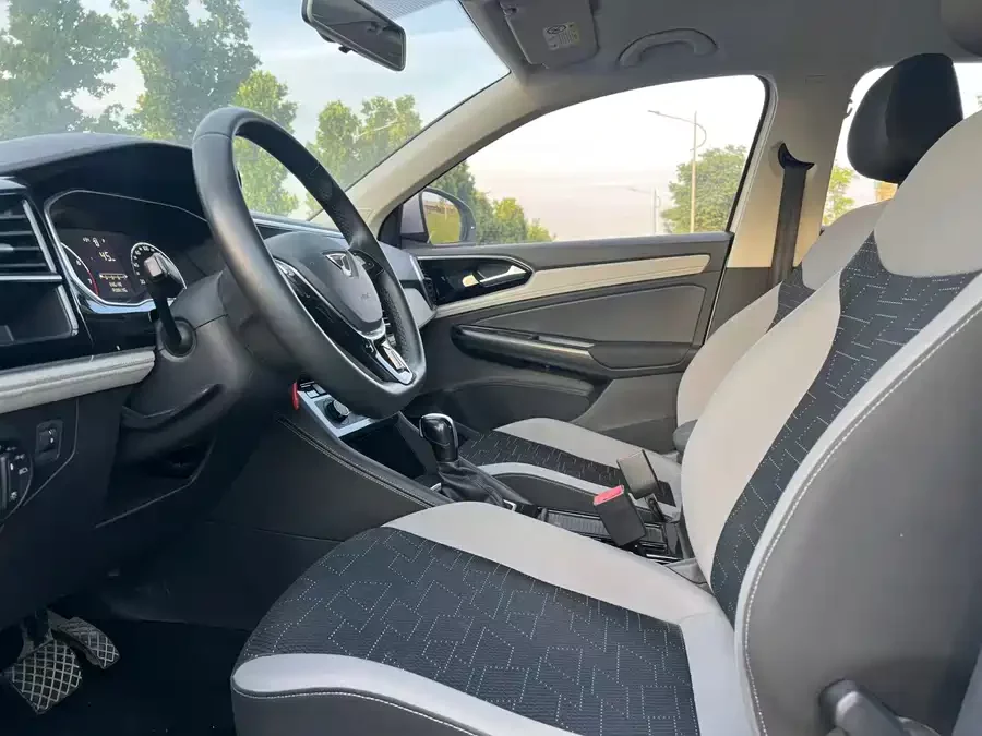 Jetta VS5