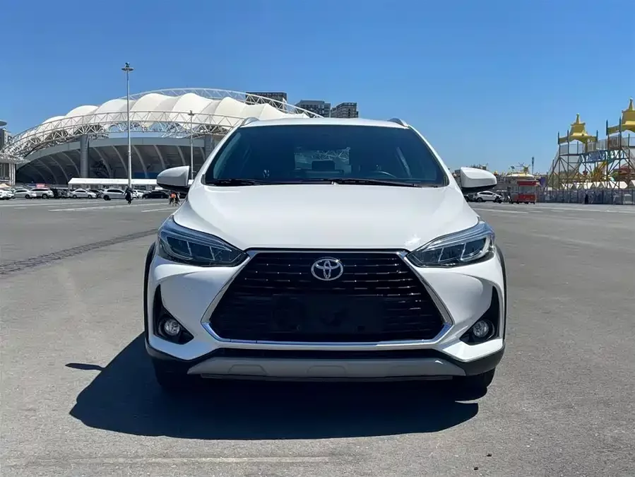 Toyota YARiS L