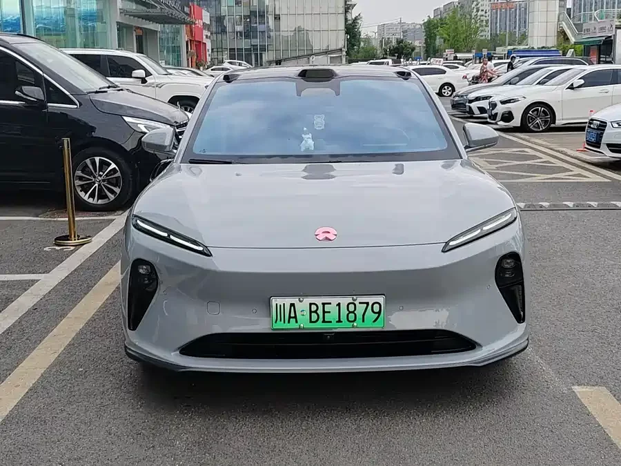 NIO ET5T