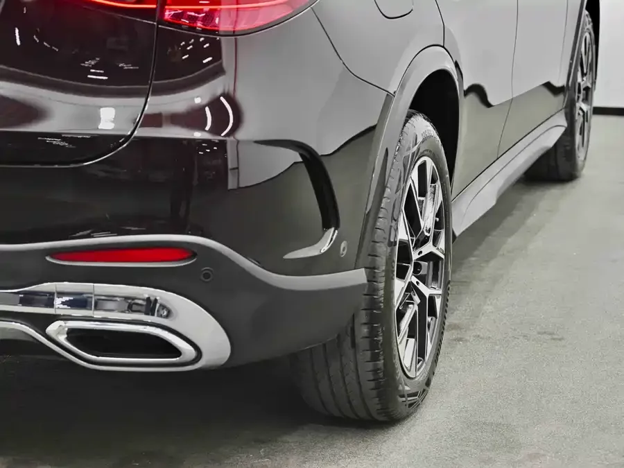 Mercedes Benz GLC