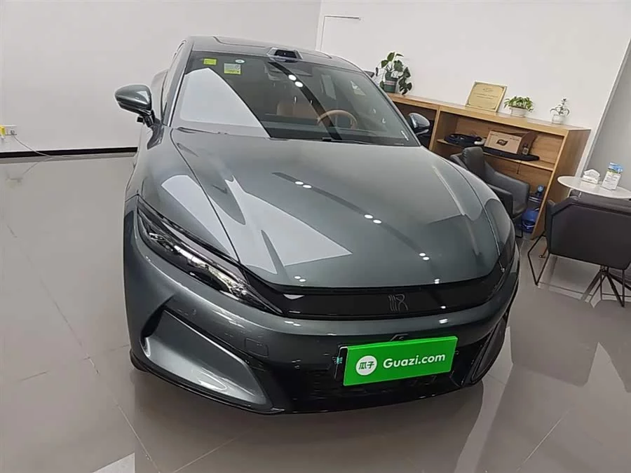 BYD Han L
