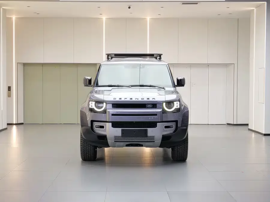 Land Rover guard