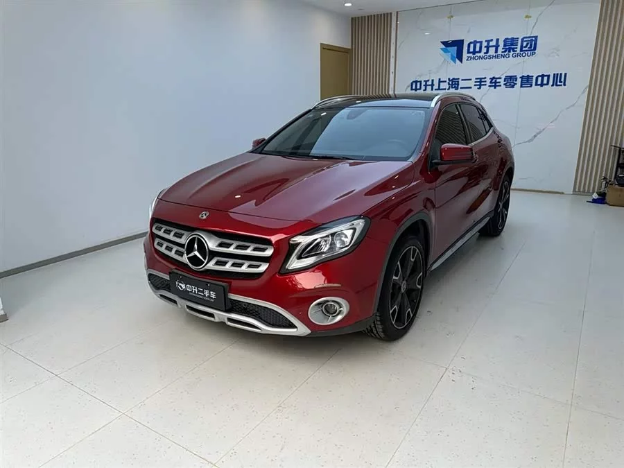 Mercedes Benz GLA