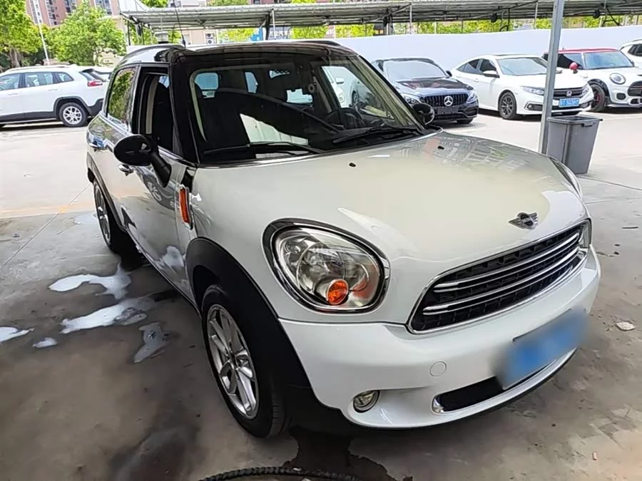 MINI COUNTRYMAN