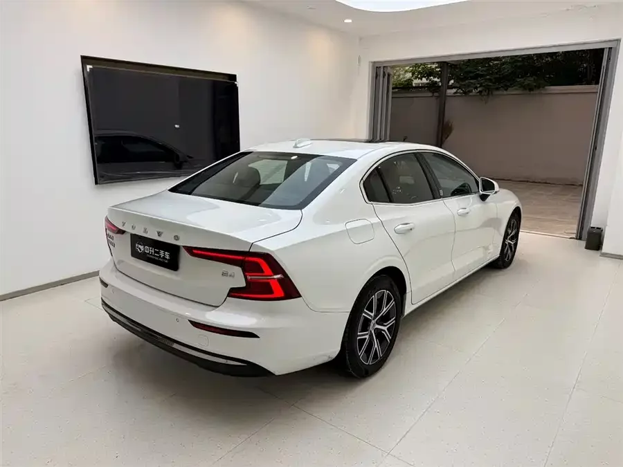 Volvo S60