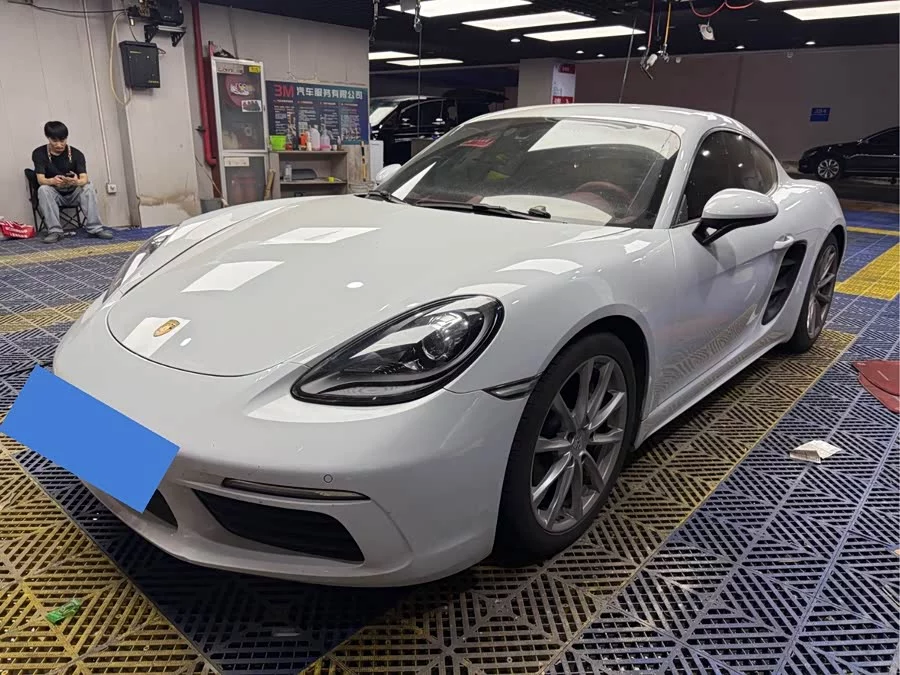 Porsche 718