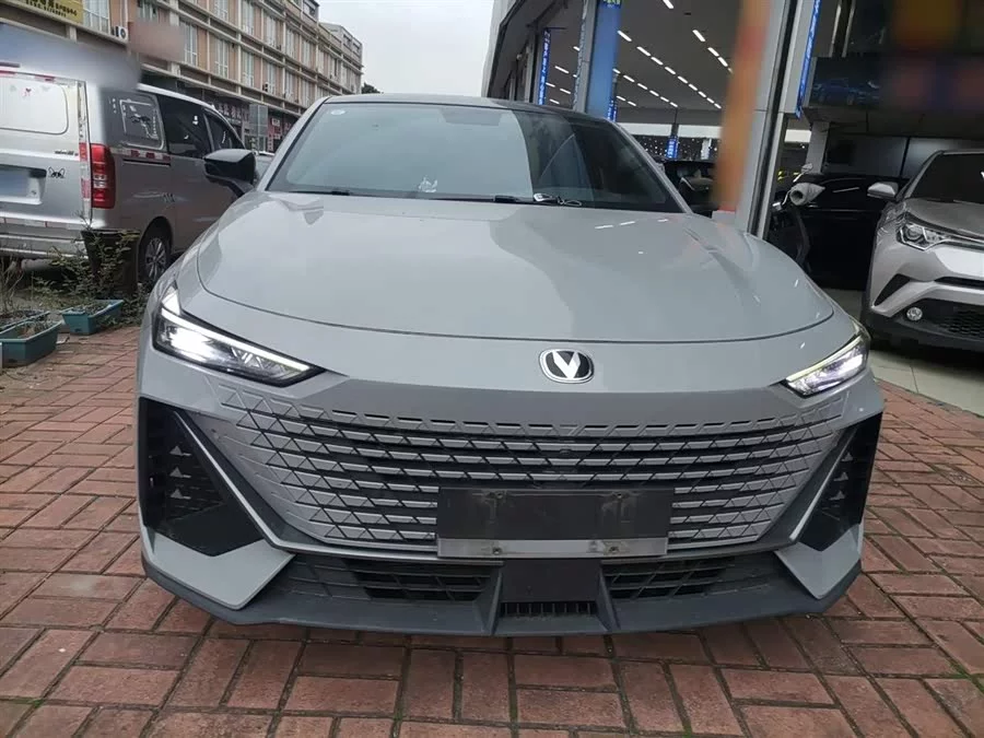 Changan UNI-V