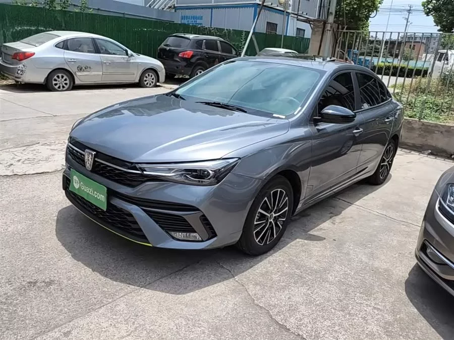 Roewe i5