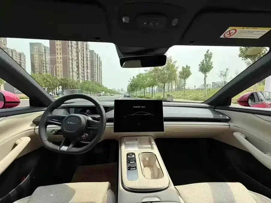 Xiaomi SU7