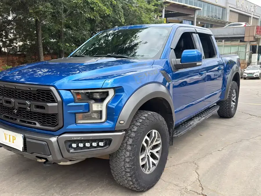 Ford F-150 Raptor
