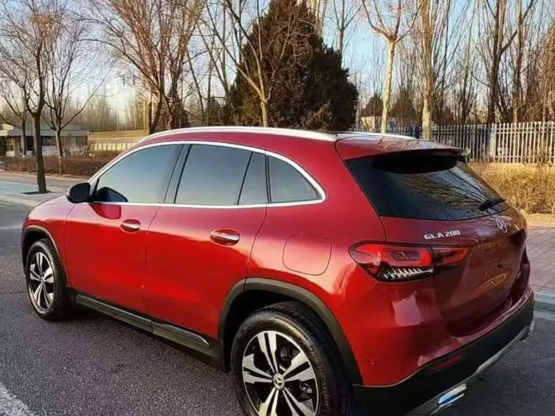 Mercedes Benz GLA