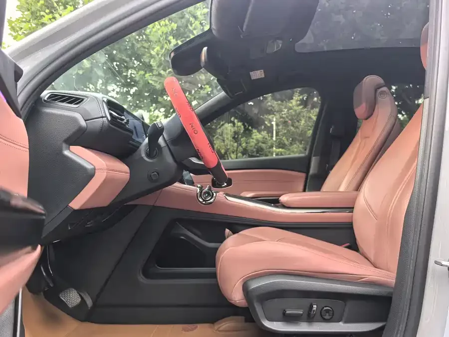 NIO EC6