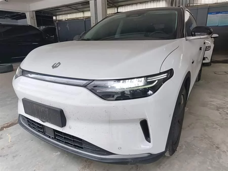 Leapmotor C11