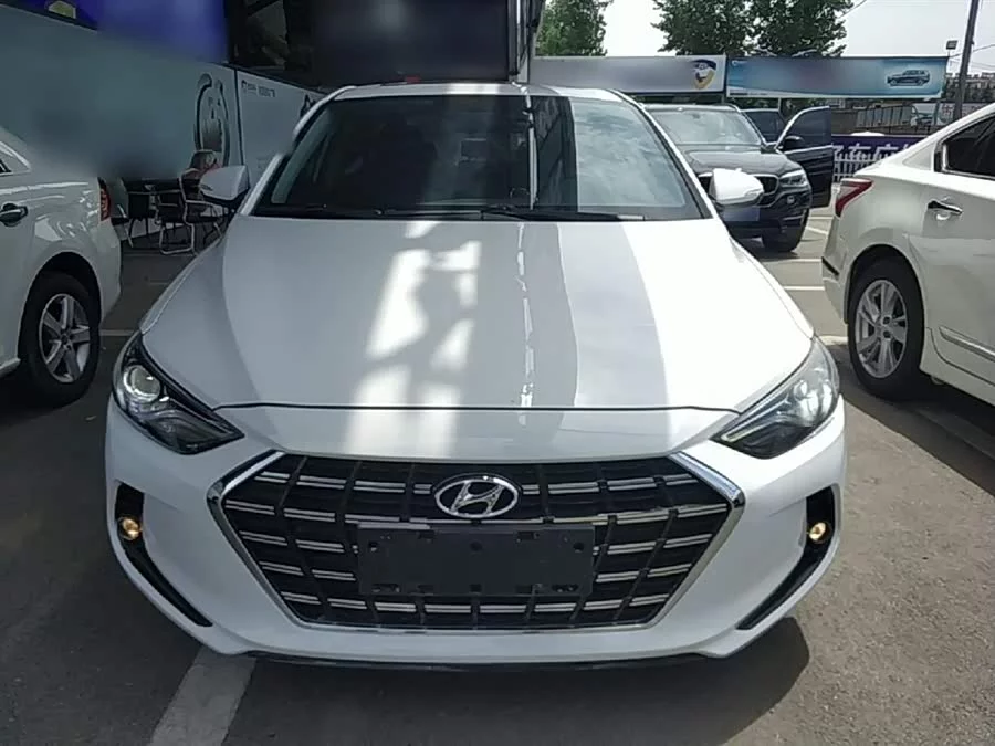 Hyundai elantra