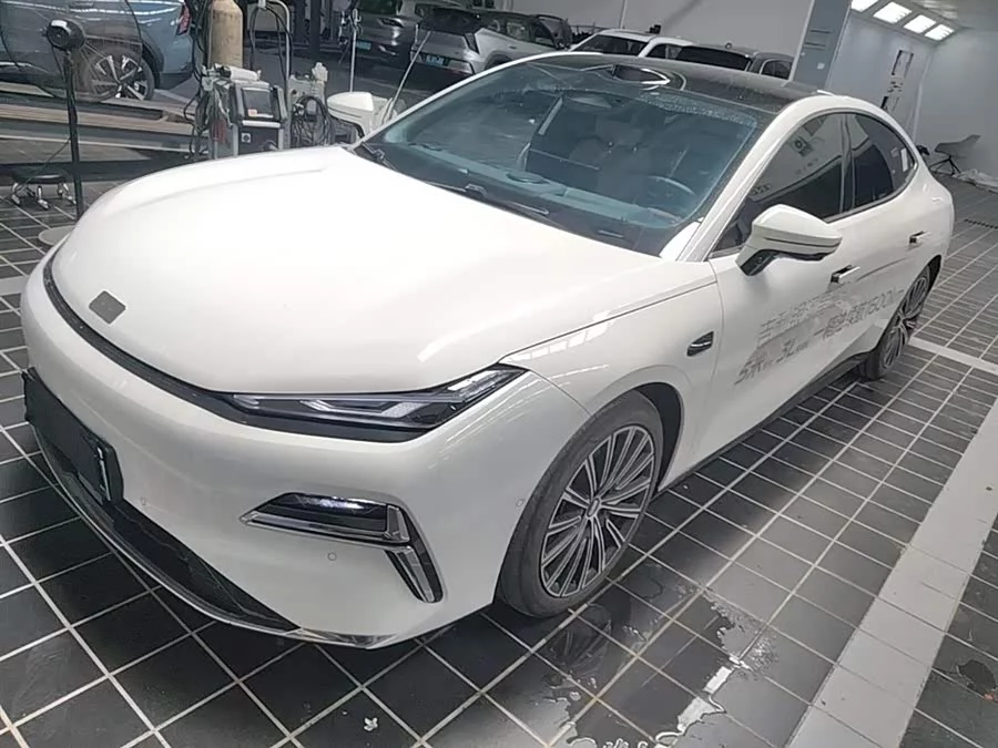 Geely Galaxy Star 8
