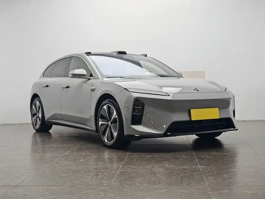 NIO ET5T