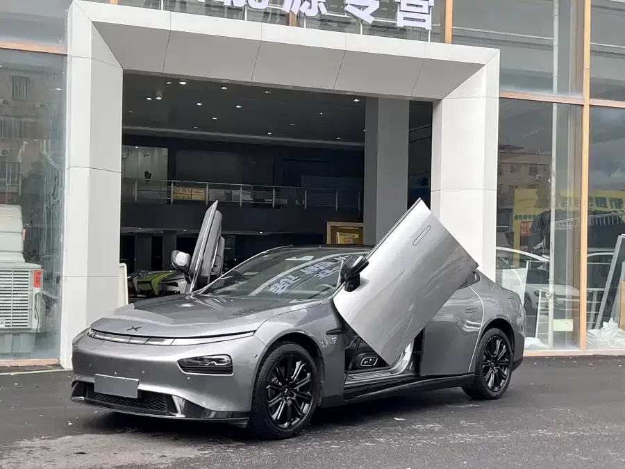 Xpeng P7