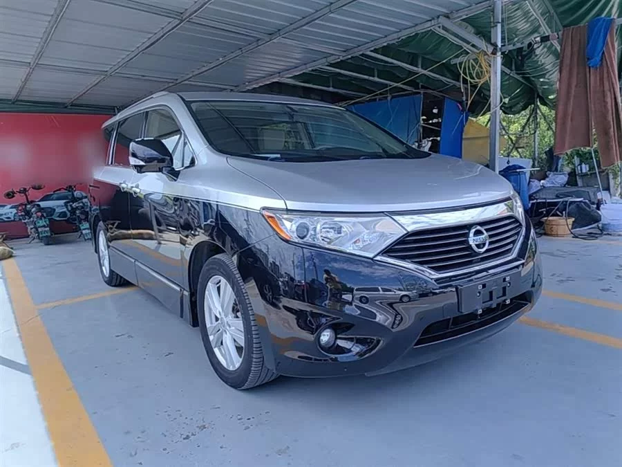 Nissan Quest
