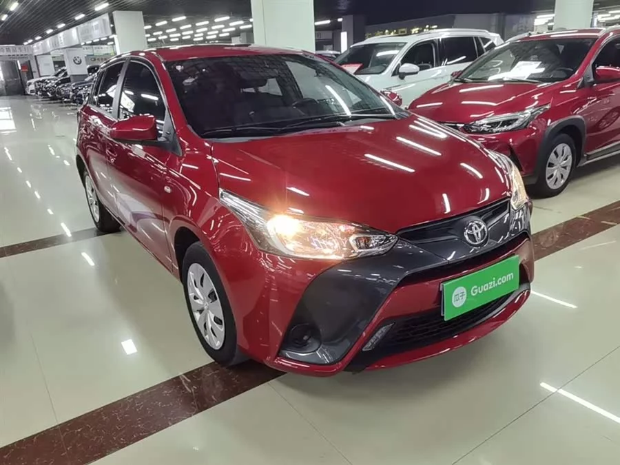 Toyota YARiS L