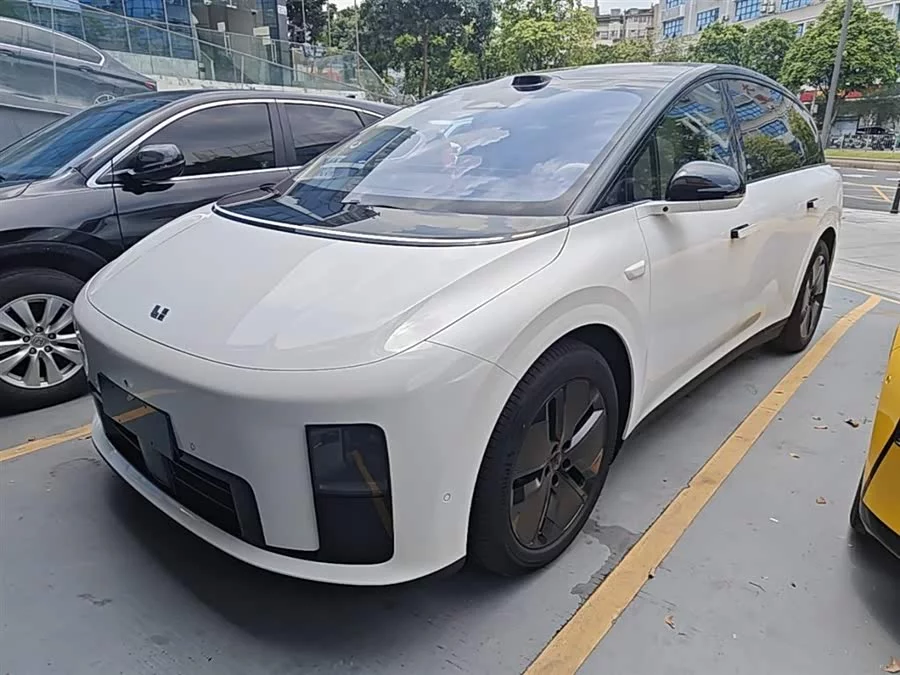 Li Ideal i8