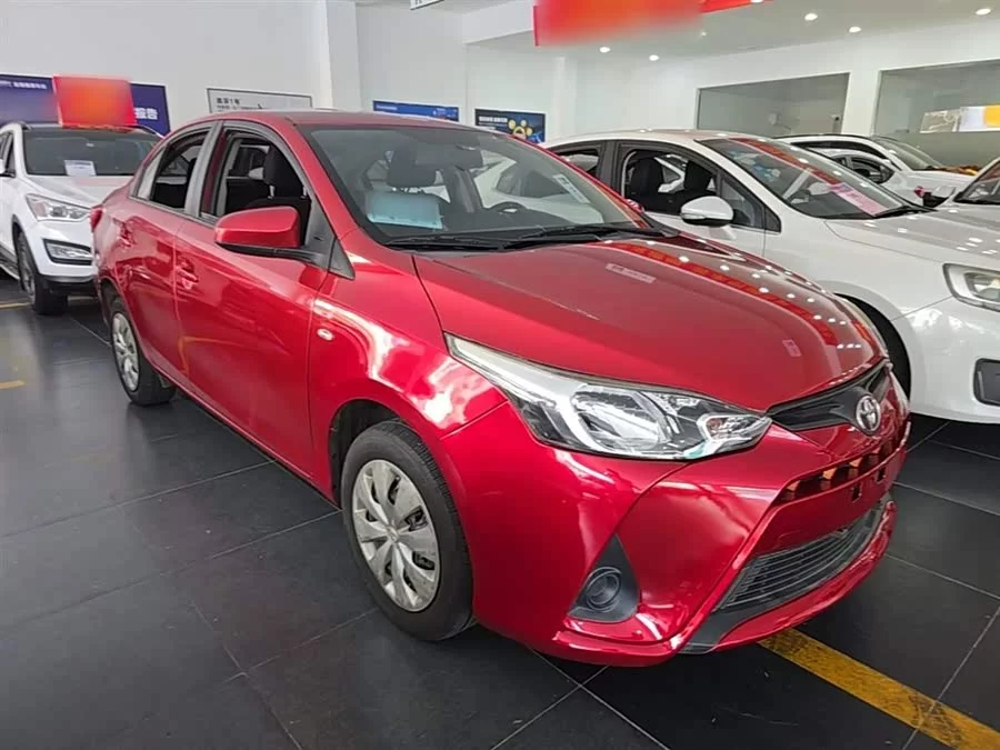 Toyota YARiS L Enjoy