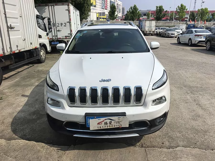 Jeep Cherokee