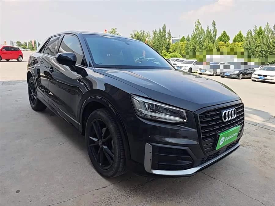 Audi Q2L