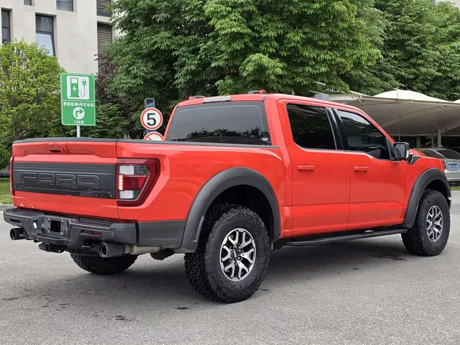 Ford F-150 Raptor