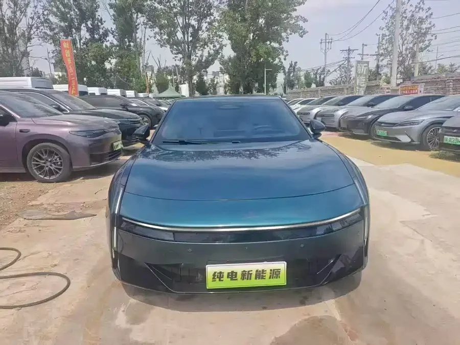 Xpeng P7