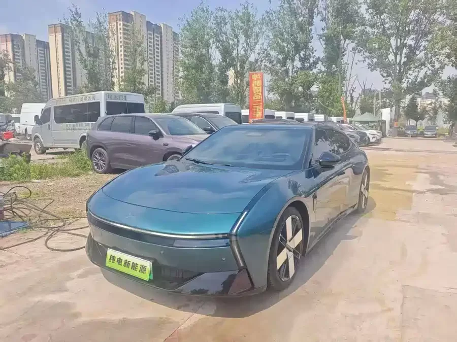 Xpeng P7