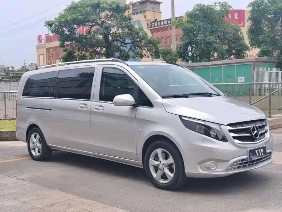 Mercedes Benz Vito