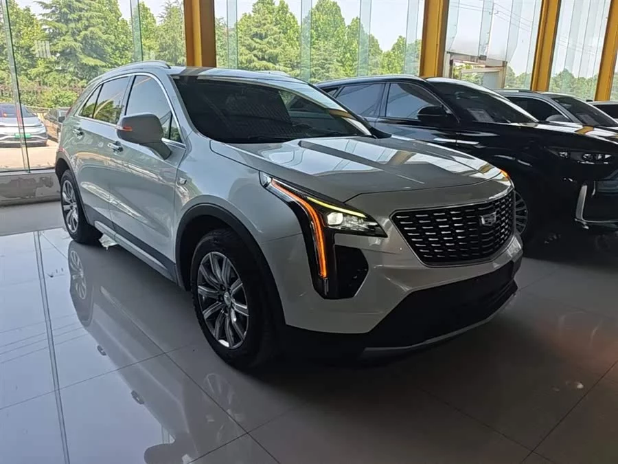 Cadillac XT4