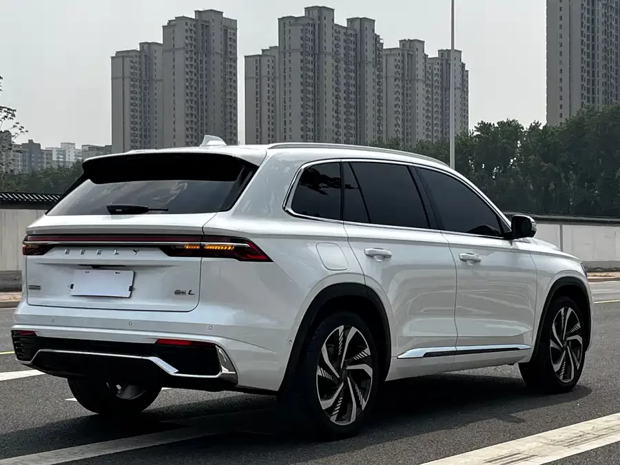 Geely Xingyue L
