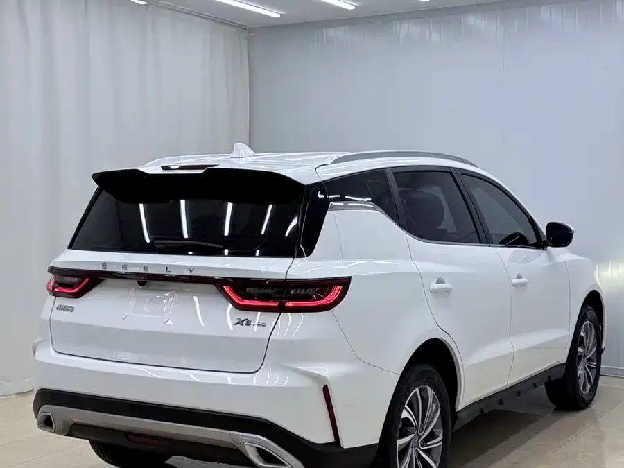 Geely Vision X6