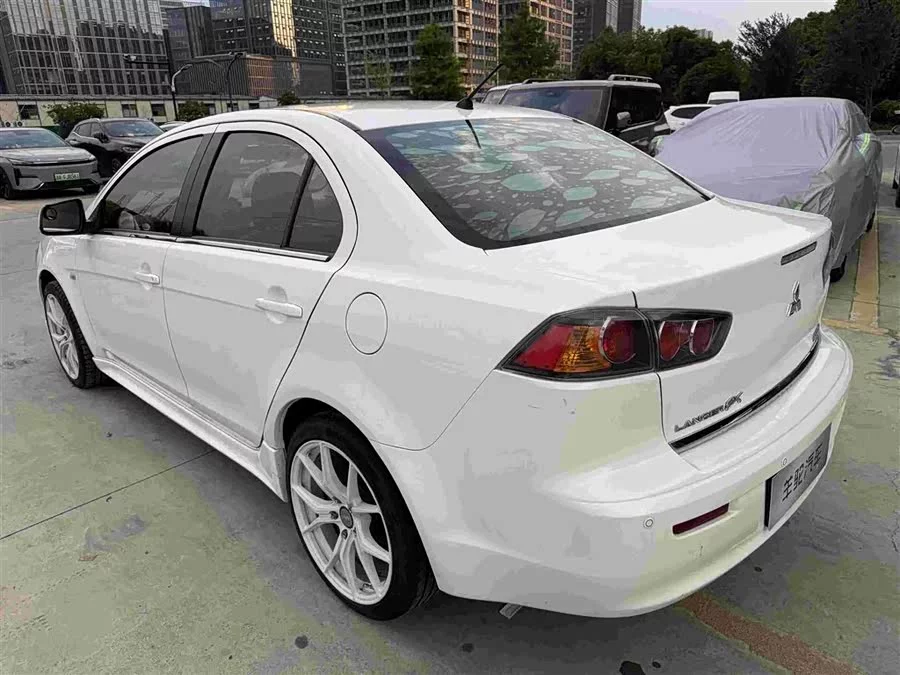 Mitsubishi Wing God