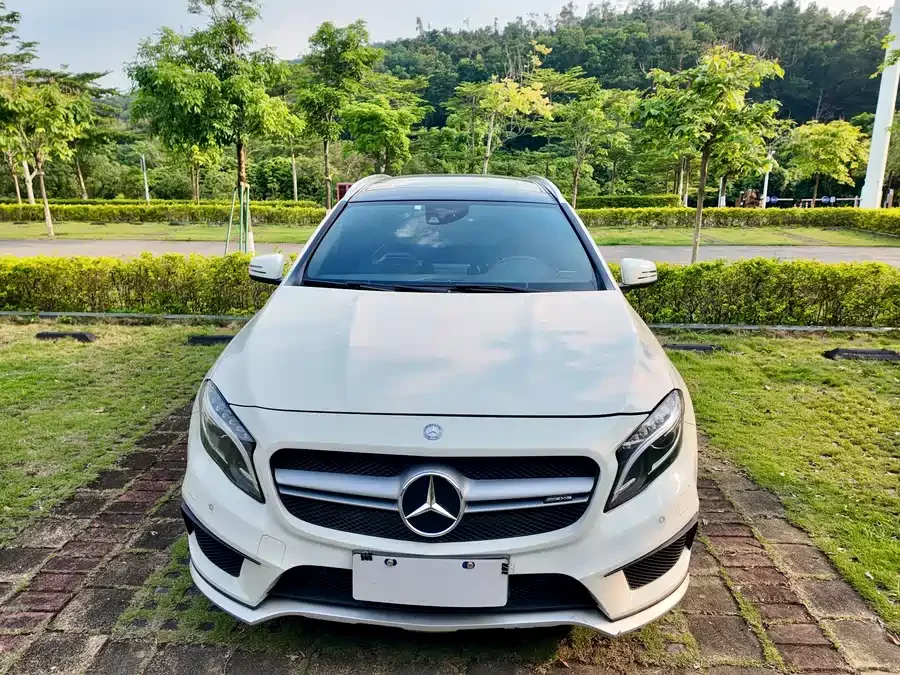 Mercedes Benz GLA AMG