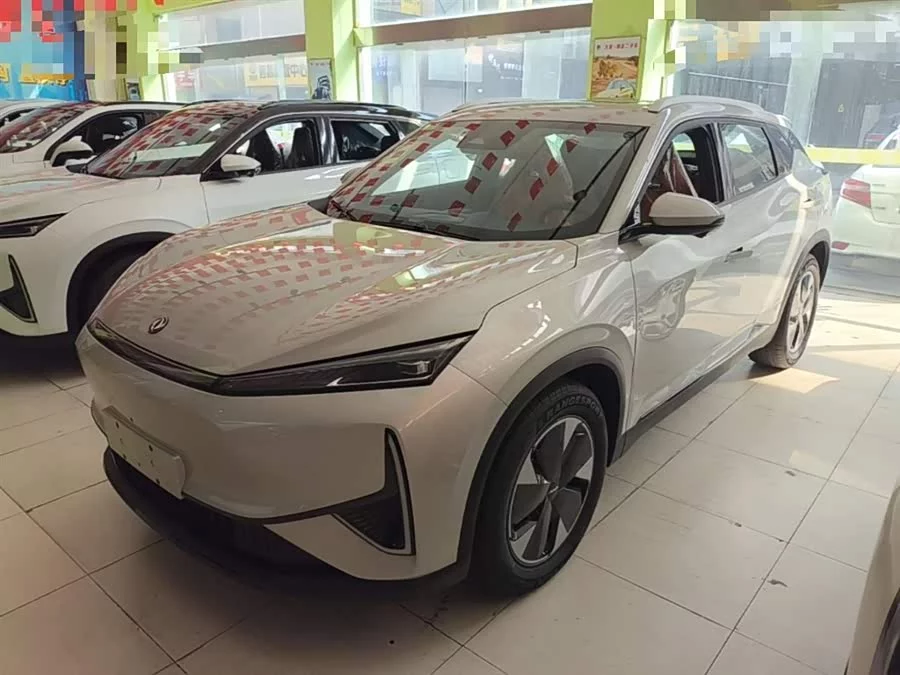 Dongfeng L7