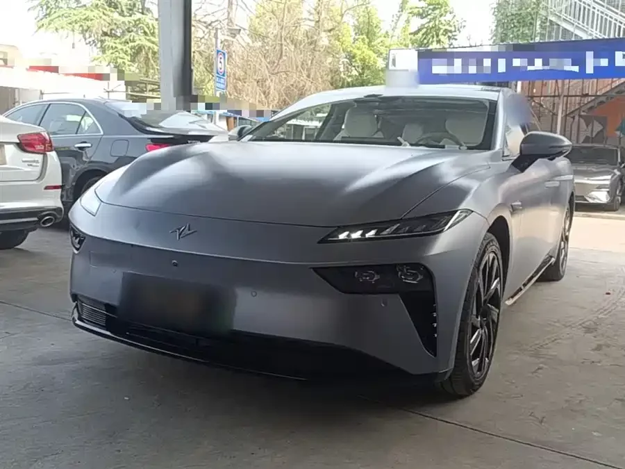 Dongfeng eπ007