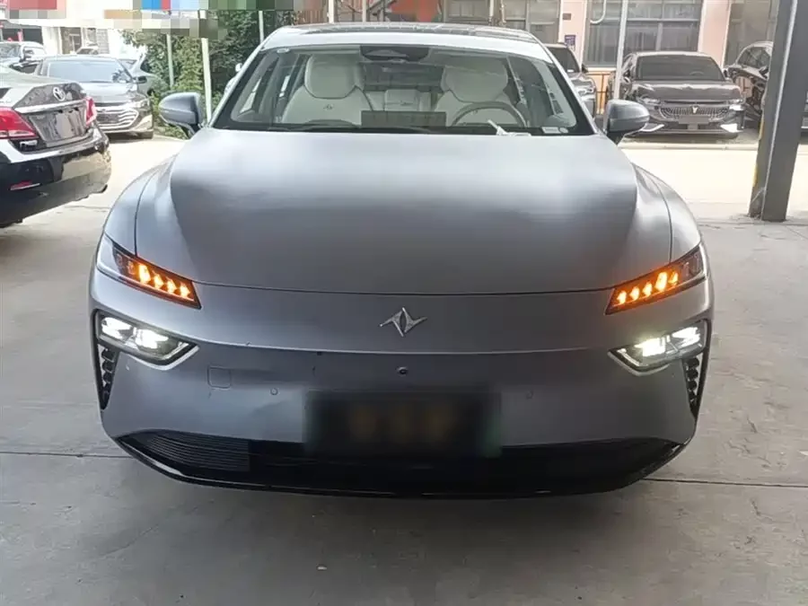 Dongfeng eπ007
