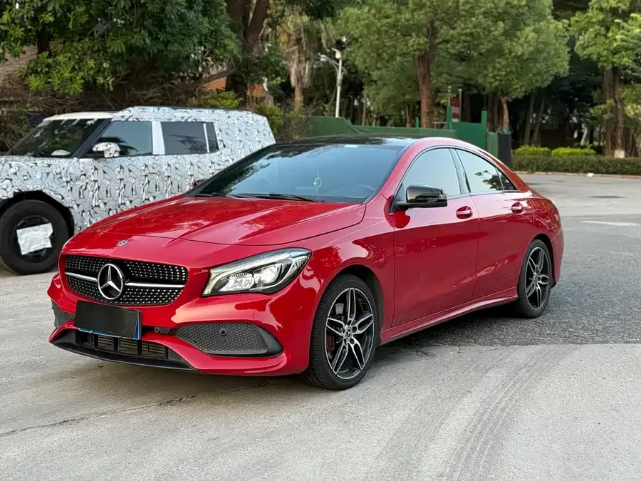 Mercedes-Benz CLA