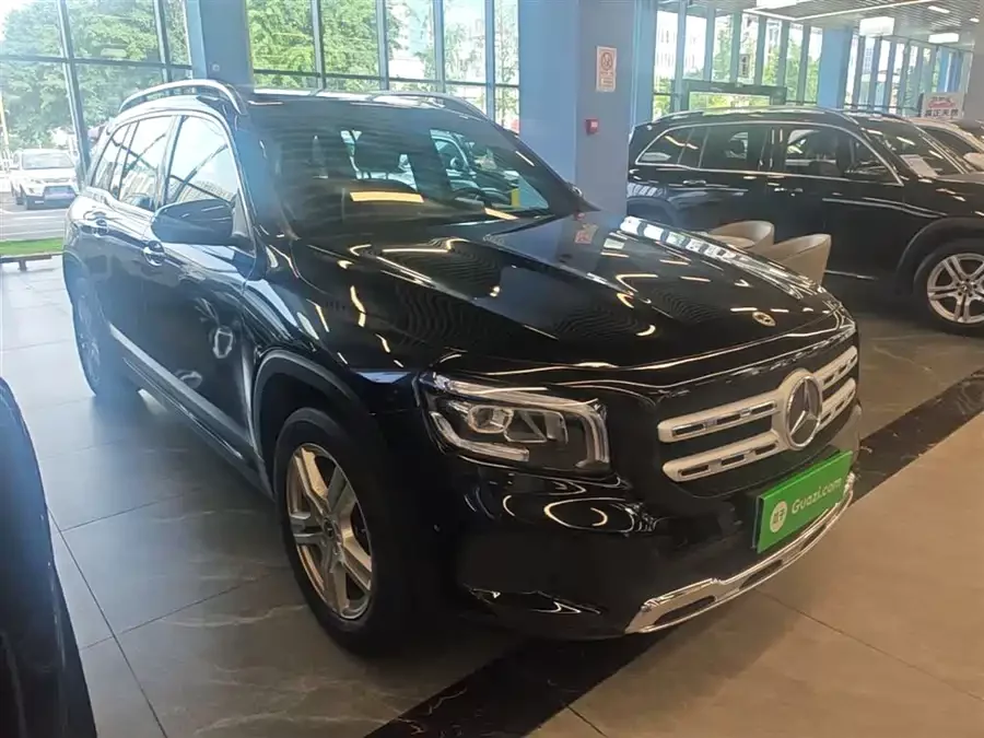 Mercedes Benz GLB