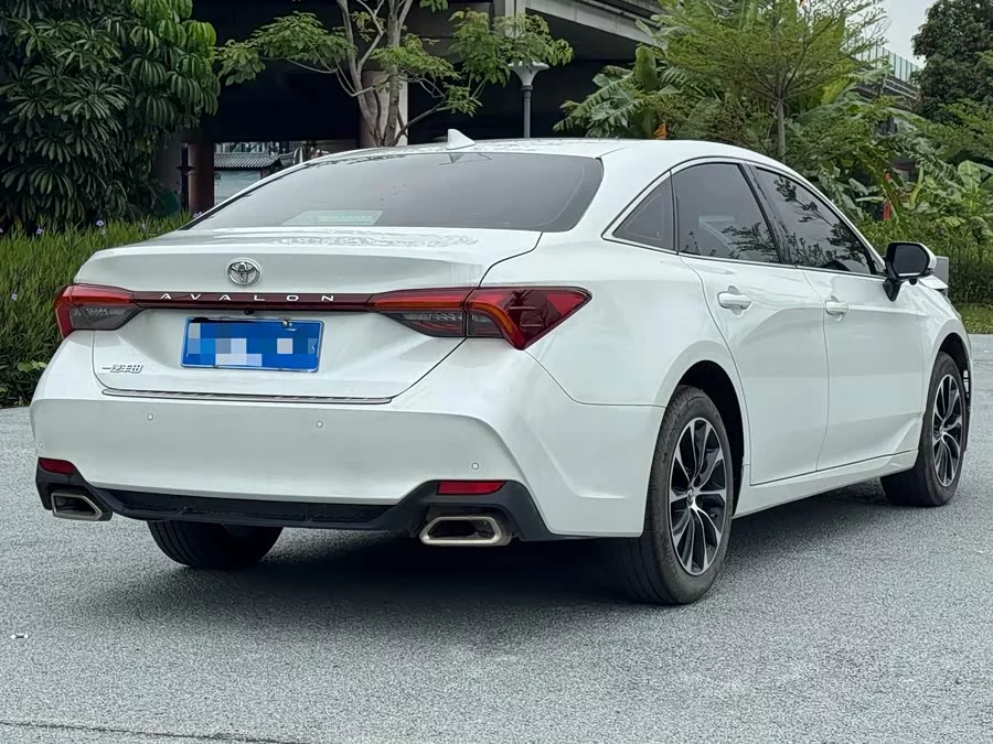 Toyota Avalon