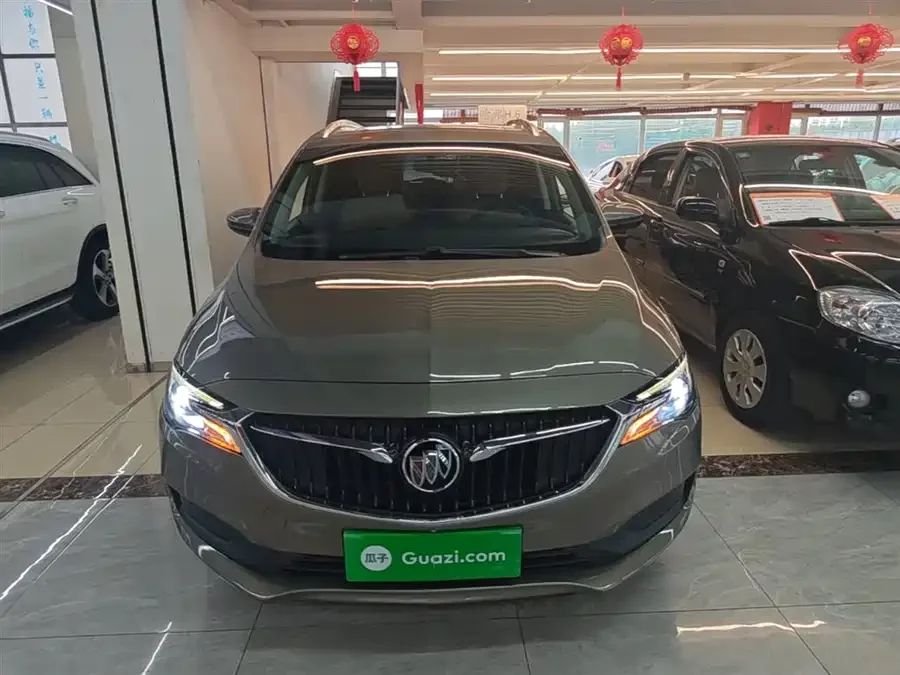 Buick GL6