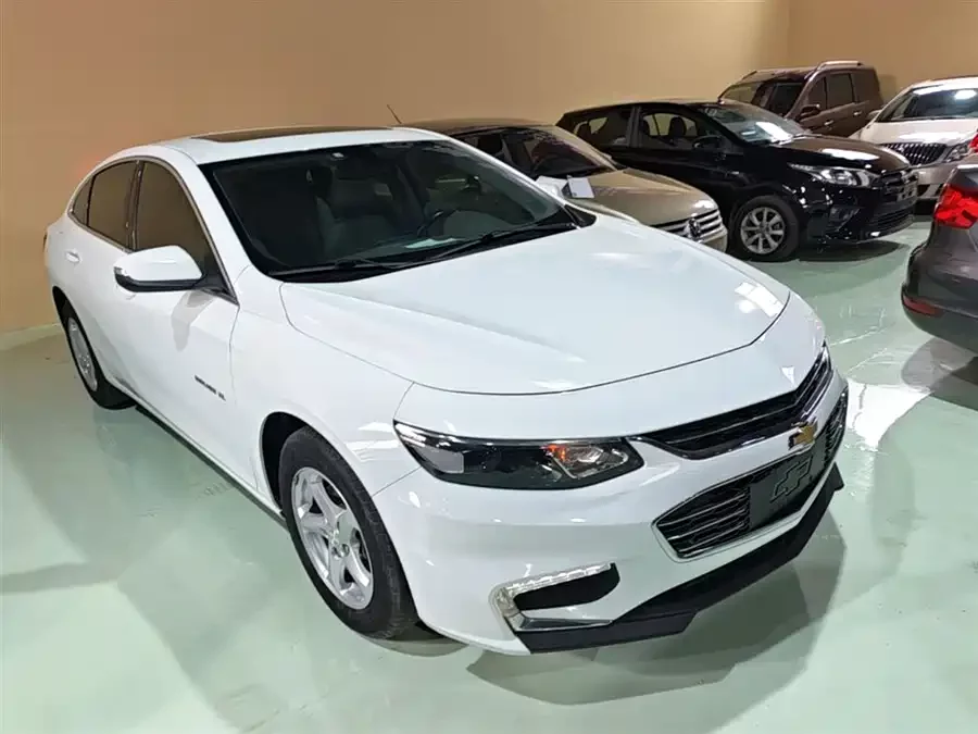Chevrolet Malibu XL
