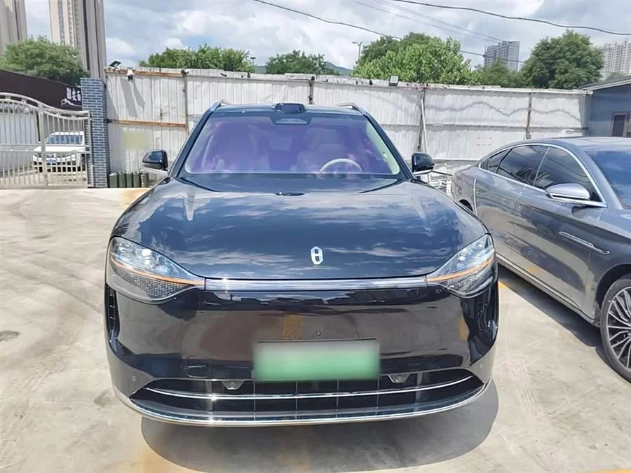 AITO Wenjie M9