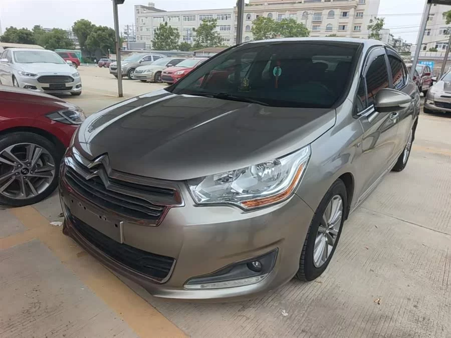 Citroën C4L