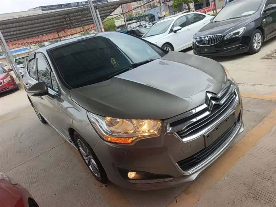 Citroën C4L